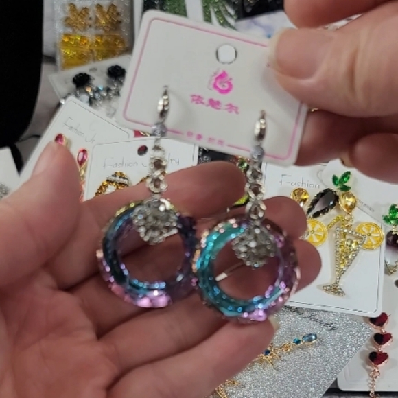 Source Unknown Blue and Purple Colorful Hoop Earrings - Picture 1 of 1